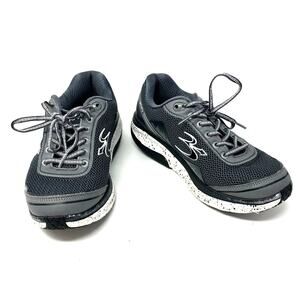 GDEFY Size 8.5 Sneaker‎ Gray Lace Up Gravity Defyer Running Hiking Mesh Outdoors